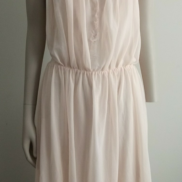 New Blush Dress Size Small - Picture 7 of 13